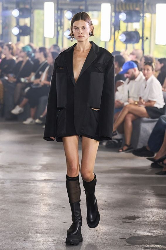 sacai002a
