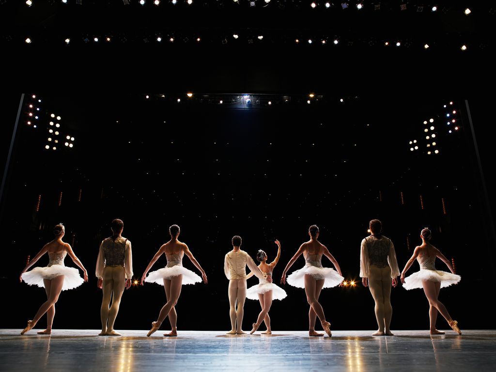 Bailarinas en un teatro
