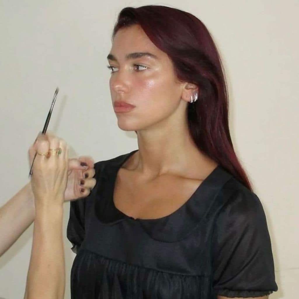 Dua Lipa maquillaje 