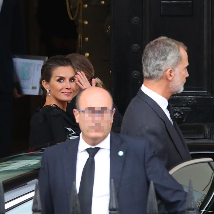 Los Reyes Felipe y Letizia en la Embajada de España en Londres