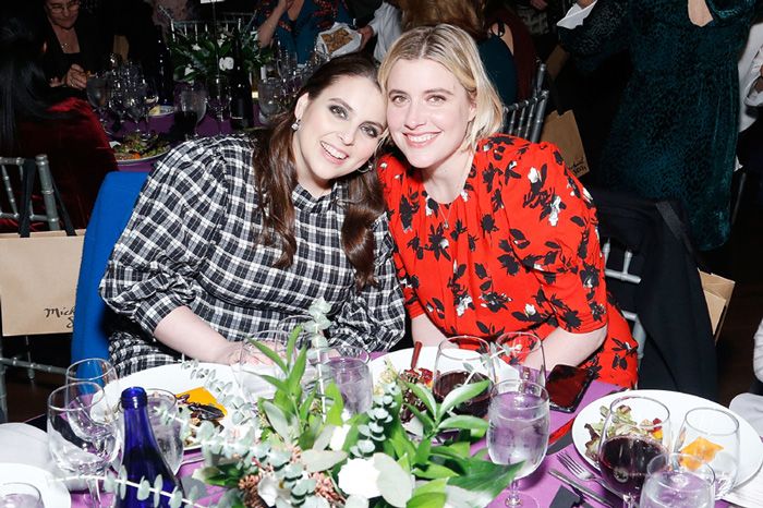 beanie feldstein greta gerwig