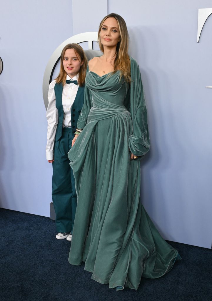 Angelina Jolie y Vivienne Jolie-Pitt 