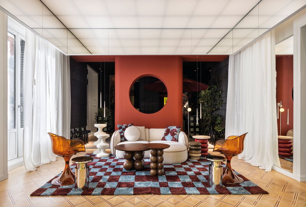 Salón con espejos