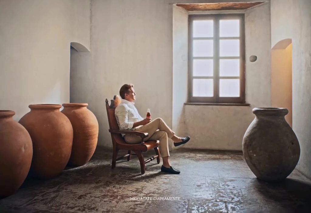 Luis Miguel reafirmó su amor hacia México en su nueva campaña comercial.