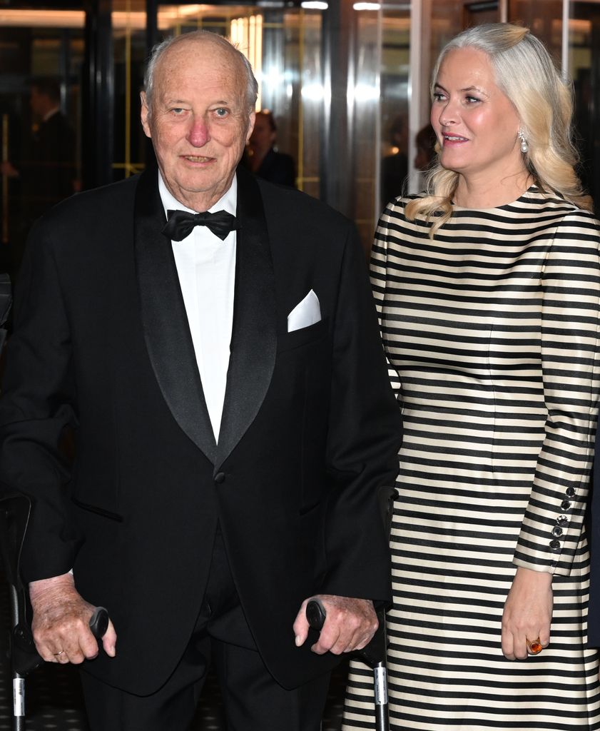 El rey Harald defendió a su nuera Mette-Marit y habló de su situación de salud.