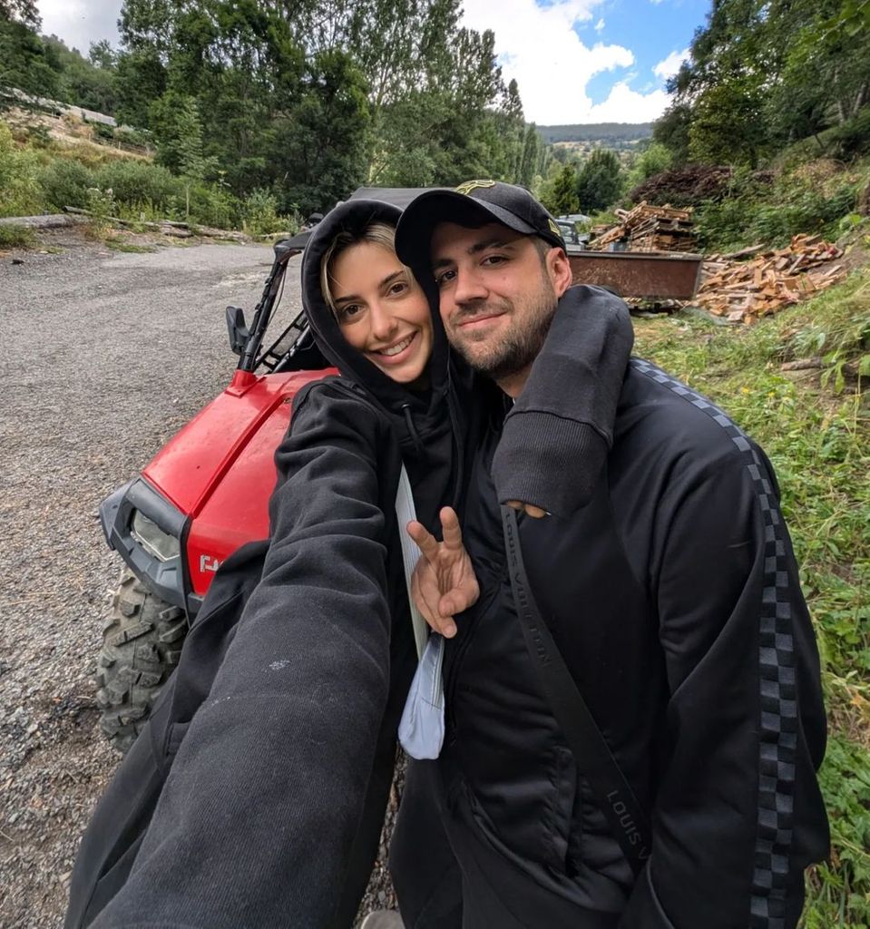 Los streamers AuronPlay y Gemita hacen pública su relación
