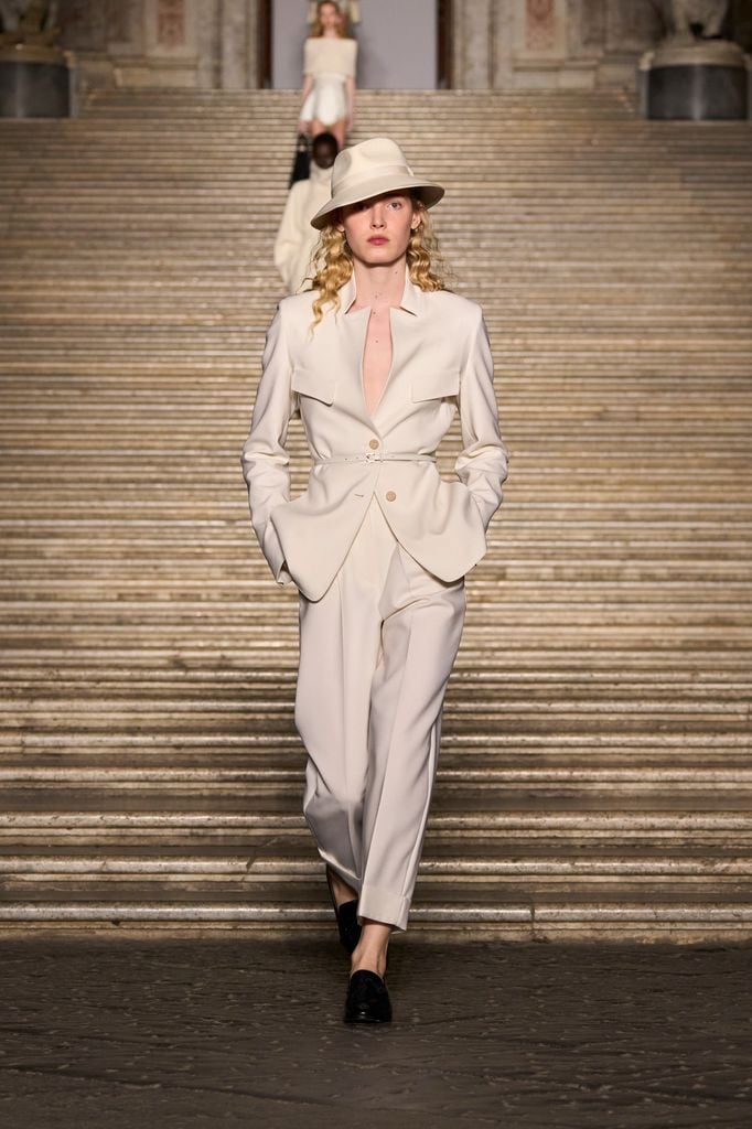 Max Mara: desfile de la colección Resort 2026 en Nápoles