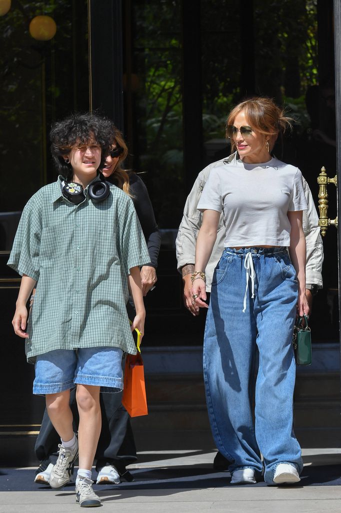 Actress and singer Jennifer Lopez and her daughter Emme Anthony in Paris