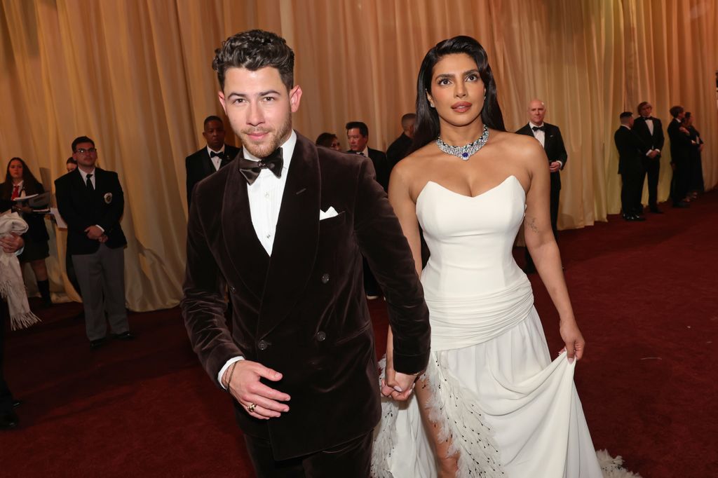 Nick Jonas y Priyanka Chopra en los Premios Oscar 2026