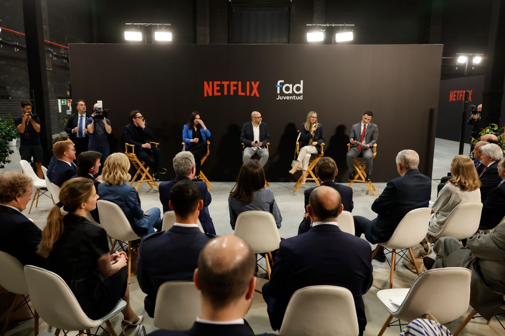 La reina Letizia en una reunion de la FAD en junio de 2024
