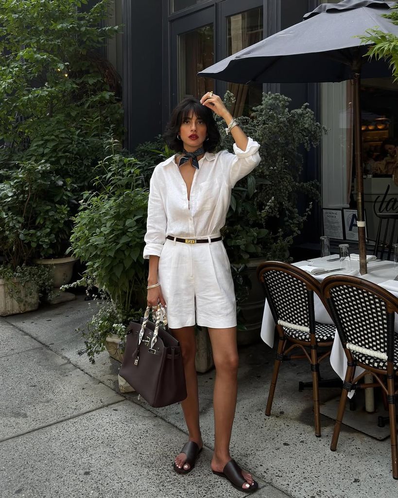 bermudas y camisa