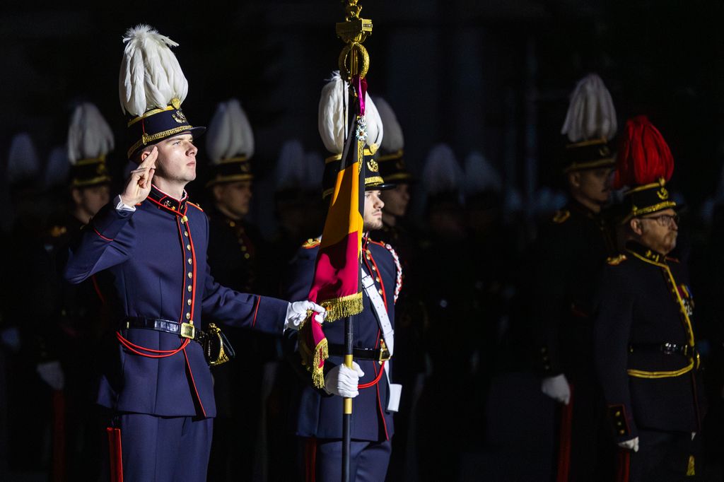 El príncipe Gabriel hace su juramento en la Real Academia Militar de Bruselas (Bélgica)