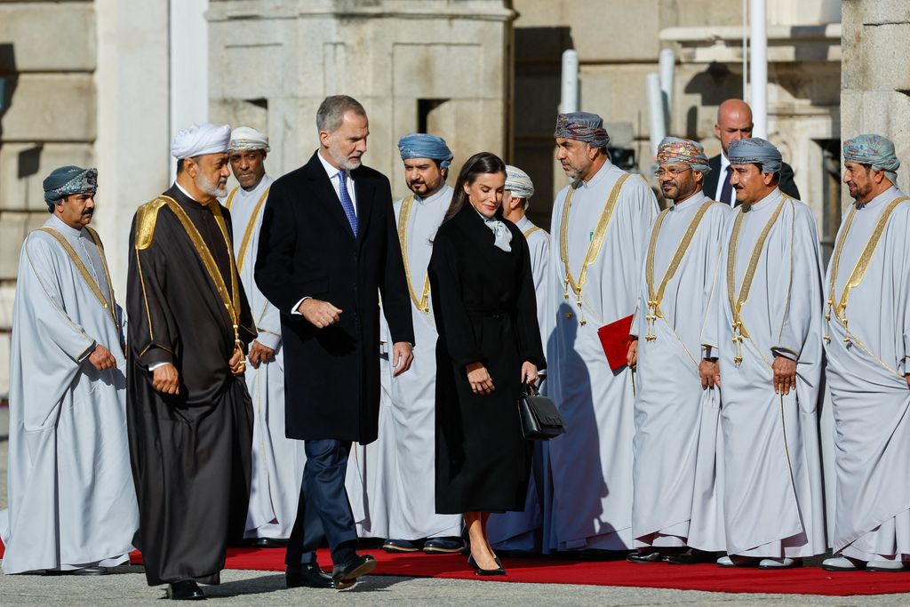 Recibimiento oficial al sultán omaní Haitham bin Tariq 