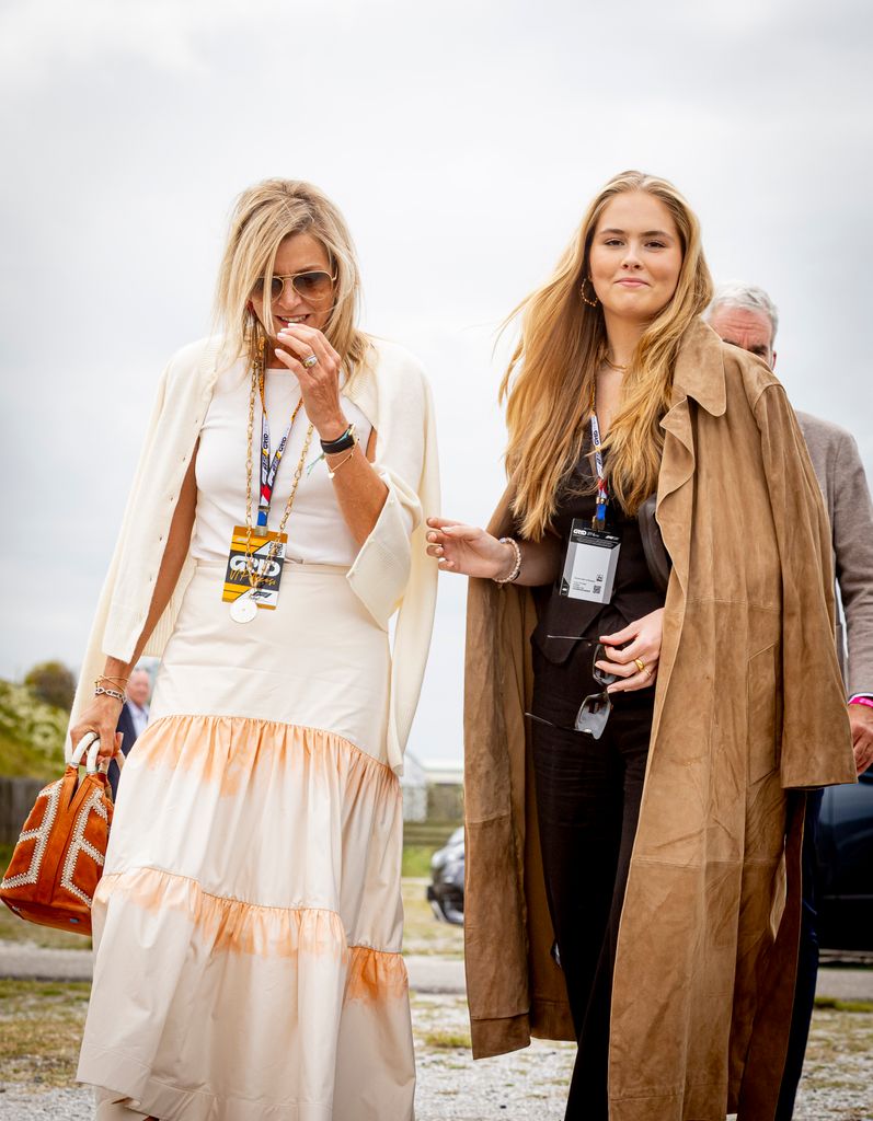 La reina Máxima de Países Bajos y la princesa Amalia, durante el Gran Premio de Países Bajos celebrado en el Circuito de Zandvoort (31 de agosto de 2025)