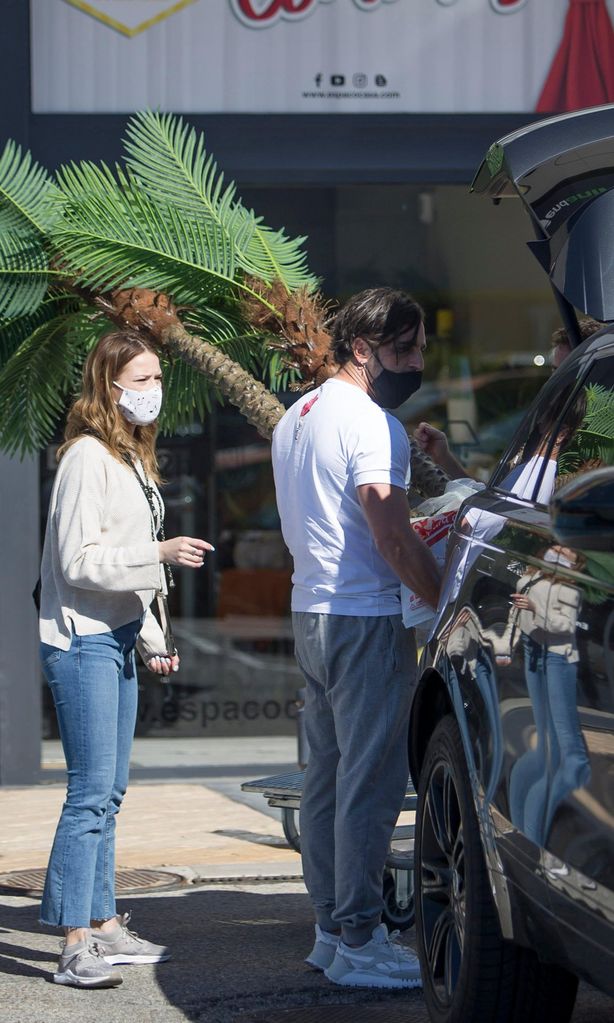 David Bustamante y Yana Olina compran palmeras