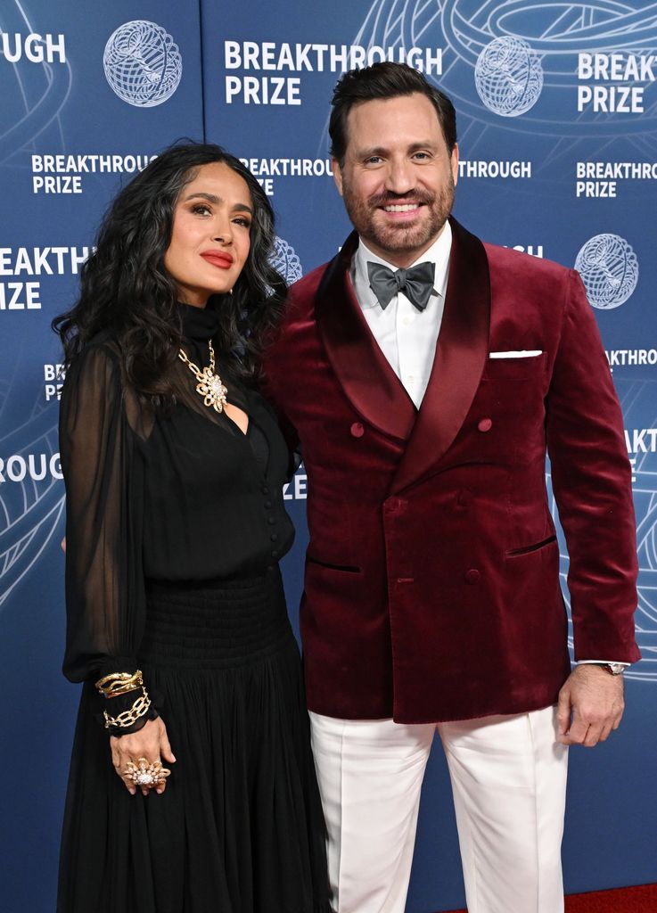 La actriz coincidió con Edgar Ramírez en la alfombra roja de los Breakthrough Prize