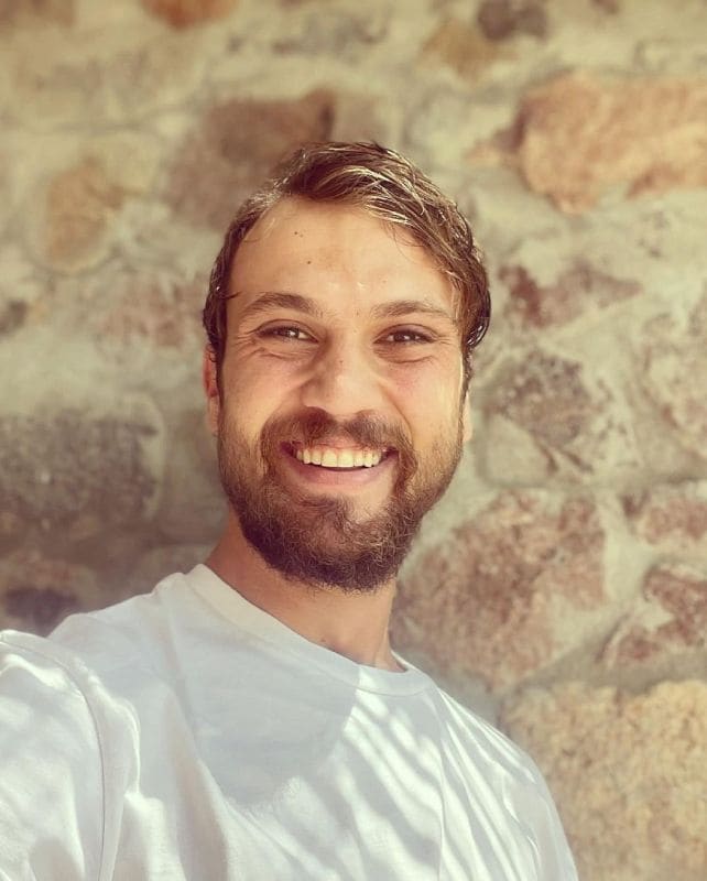 Bige Önal y Aras Bulut İynemli, de 'Love is in the air' e 'Içerde', rompen tras 7 años de relación