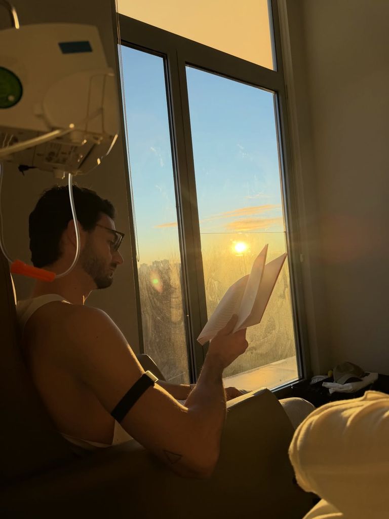 Juan es el gran apoyo de Estela