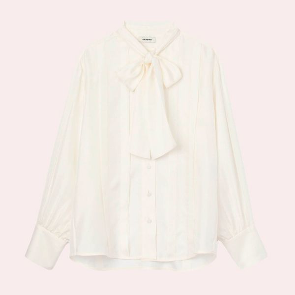 Camisa de mujer de seda con lavallière y manga larga