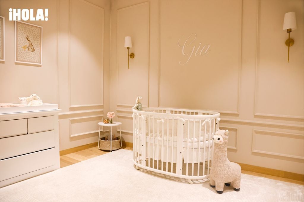 Los Peniche también nos dieron un vistazo al cuarto de Gia. 