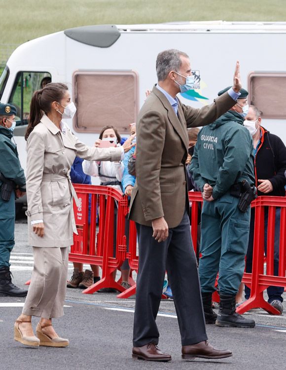 rey Felipe y reina Letizia en Roncesvalles