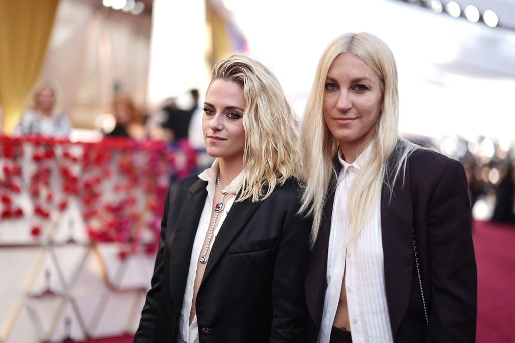  Kristen Stewart y Dylan Meyer hicieron oficial su relación en 2019 y dos años después se comprometieron.