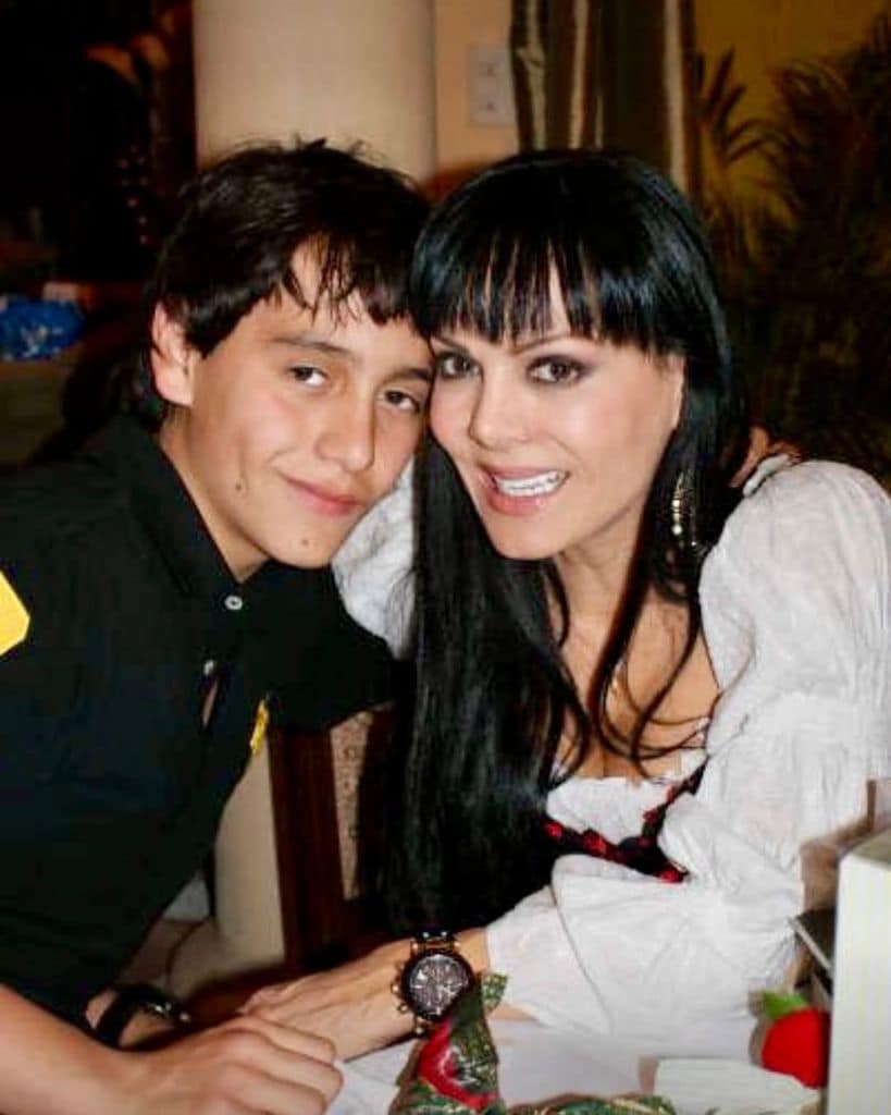 Con esta foto, Maribel honró la memoria de su hijo.