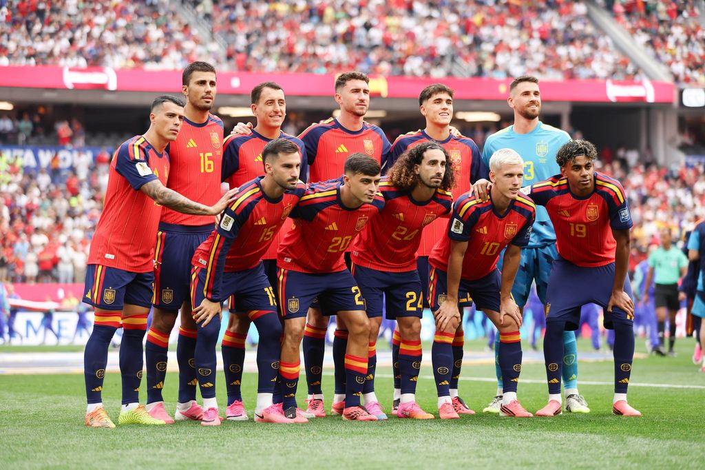 Los jugadores de la selección española de fútbol segundos antes de comenzar el partido contra Austria en el Mundial 2026