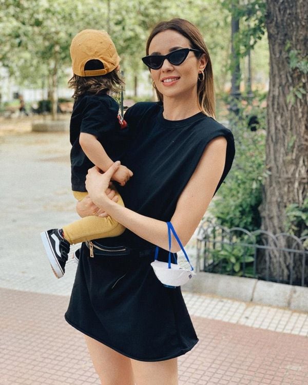 Dafne Fernández y su hijo