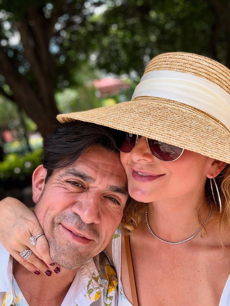 Jorge y Elizabeth posaron enamorados desde San Miguel de Allende