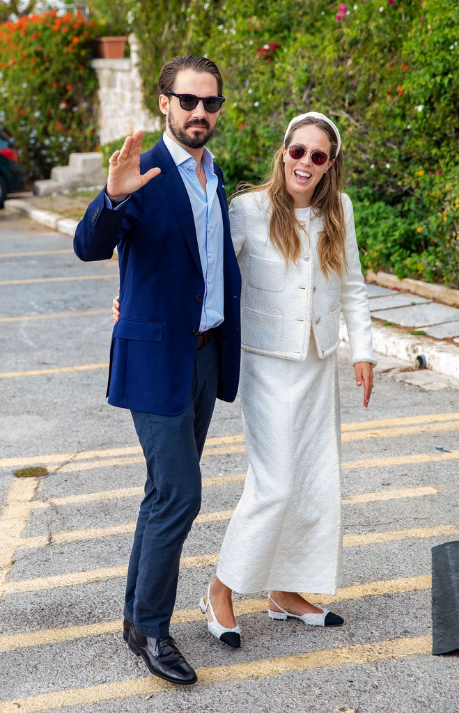 Philippos de Grecia y Nina Flohr al día siguiente de su boda en Atenas