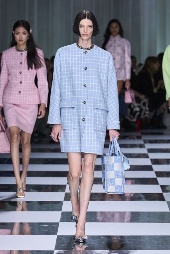 versace024a