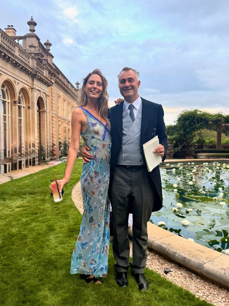 "Celebrando la boda de Jemima y Cameron con mi pareja favorita, ¡qué día tan feliz!", ha dicho Jemima Jones