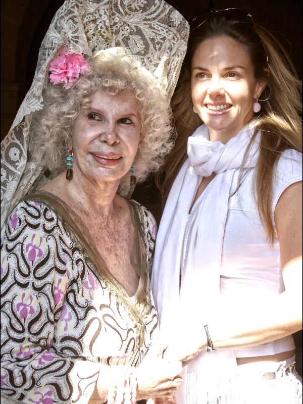  Genoveva Casanova y la duquesa de Alba