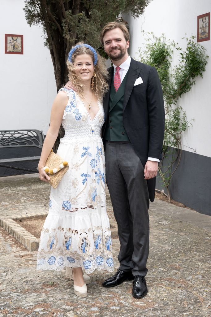 Jonkheer et Madame Alexander Smits van Oyen  Mariage du Prince Alonso dâOrlÃ©ans-Bourbon & la Comtesse Charlotte de Liedekerke de Pailhe Ã  lâÃ©glise de Convento de Capuchinos, le 3 mai 2025 Ã  SanlÃºcar de Barrameda, Espagne.  Photo David NIVIERE