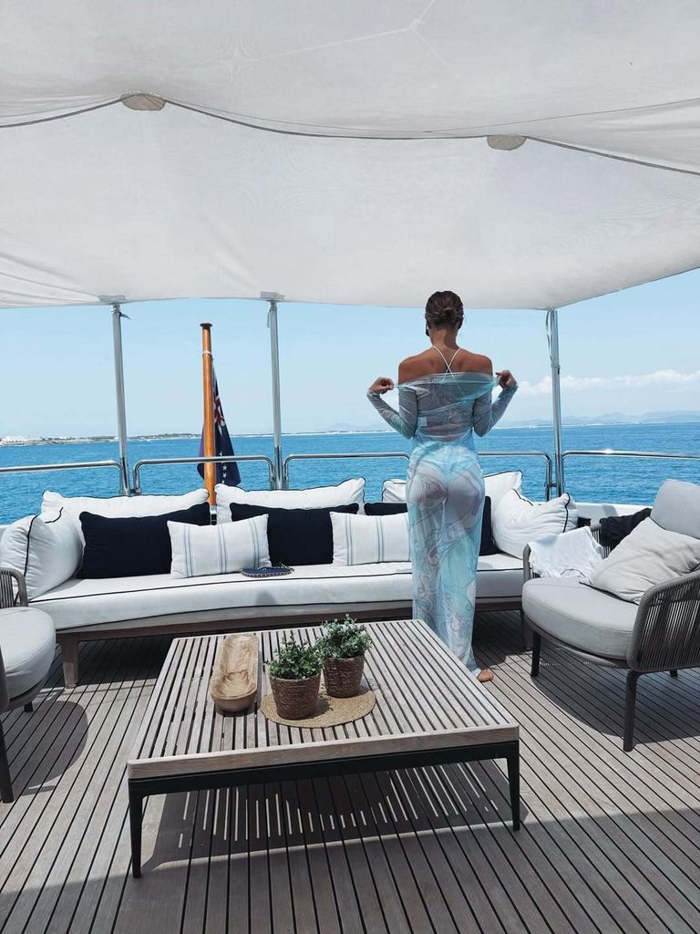 Álvaro Morata y Alice Campello pasan sus vacaciones en Formentera junto a sus hijos