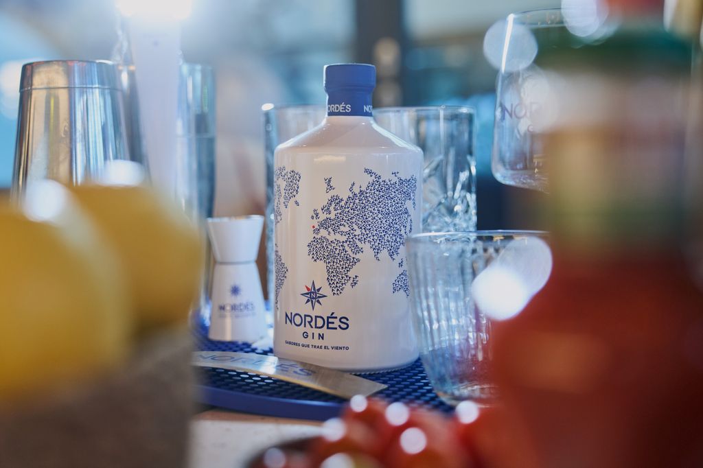 Botella de ginebra Nordés