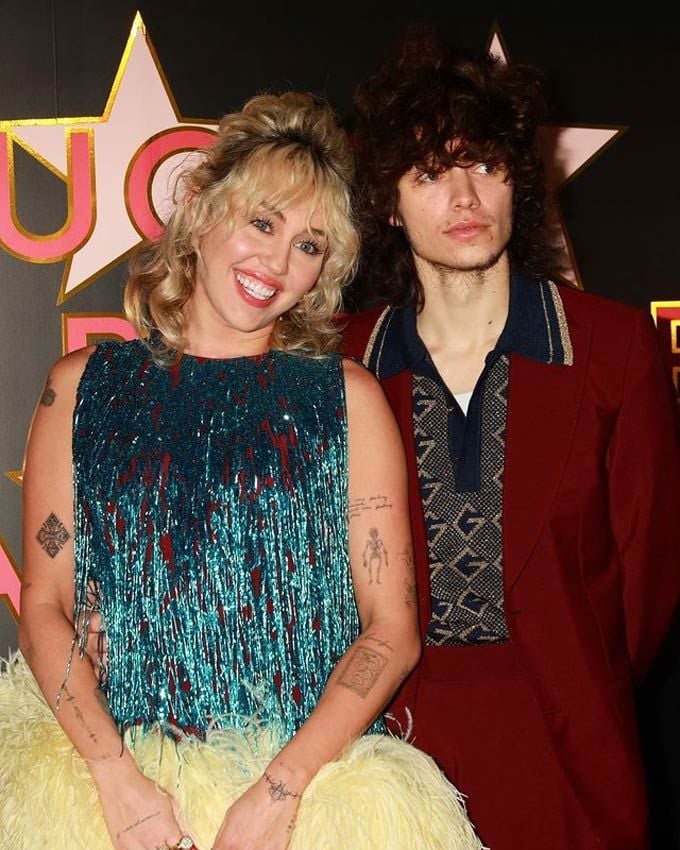  Miley Cyrus se llama Maxx Morando