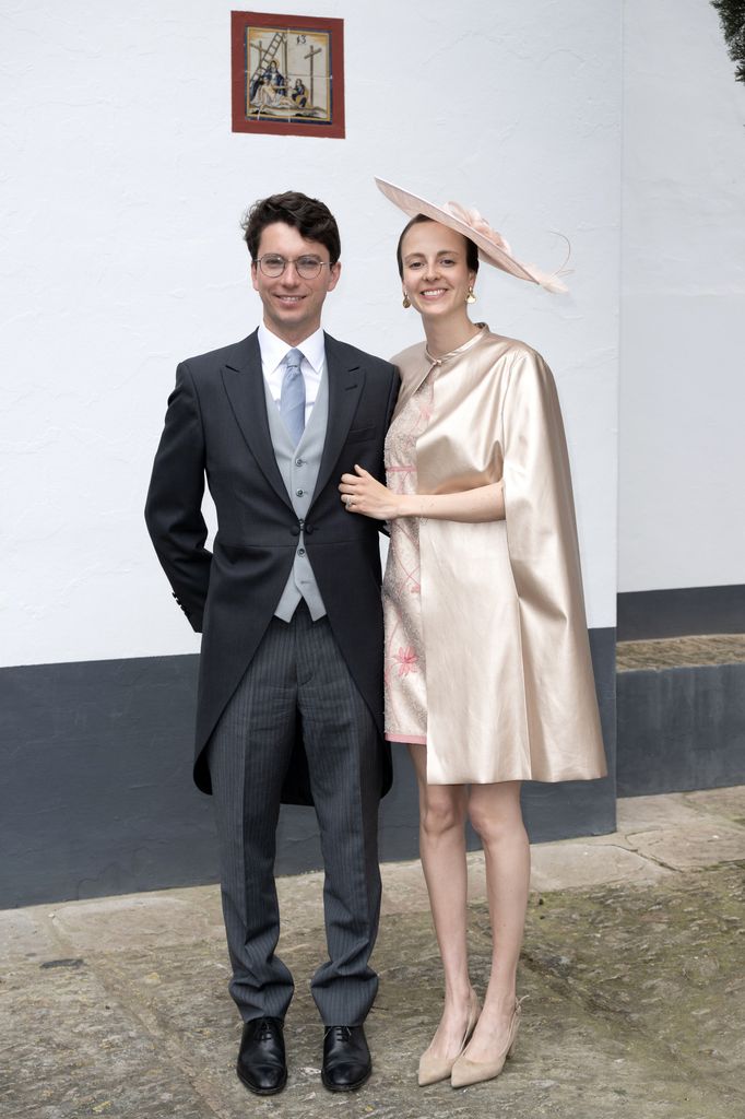 Baron Alexandre de Bronac de Vazelhes et sa fiancÃ©e Mademoiselle GaÃ«tane Timmermans Mariage du Prince Alonso dâOrlÃ©ans-Bourbon & la Comtesse Charlotte de Liedekerke de Pailhe Ã  lâÃ©glise de Convento de Capuchinos, le 3 mai 2025 Ã  SanlÃºcar de Barrameda, Espagne.  Photo David NIVIERE