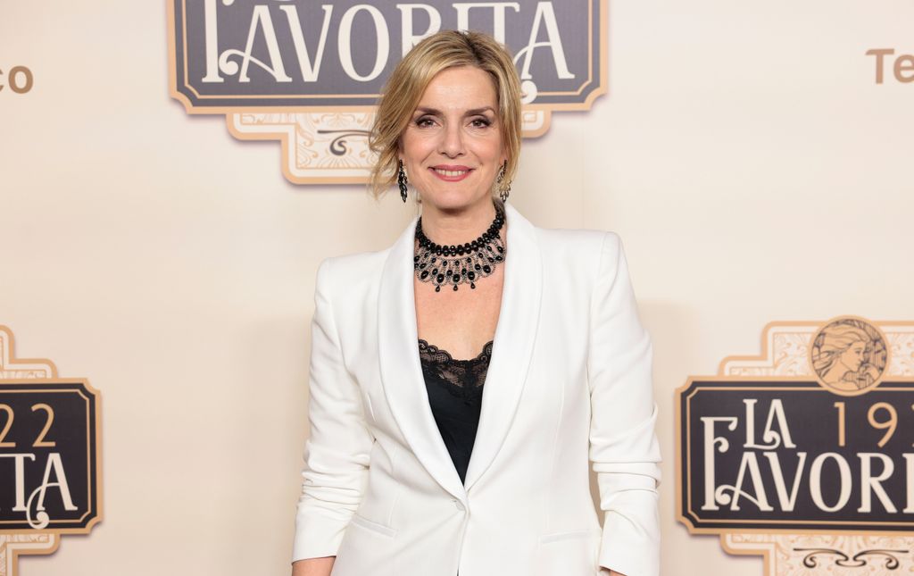 Aunque ya no comparten set, Eva Martín sigue teniendo relación con el equipo de 'La Promesa'