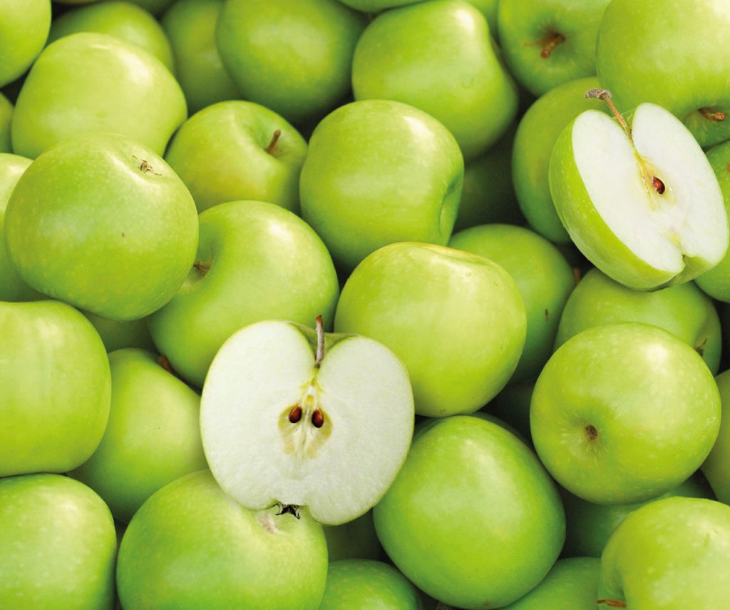 La manzana verde ácida de la variedad Granny Smith ofrece a este carpaccio acidez, dulzor y una textura crujiente.