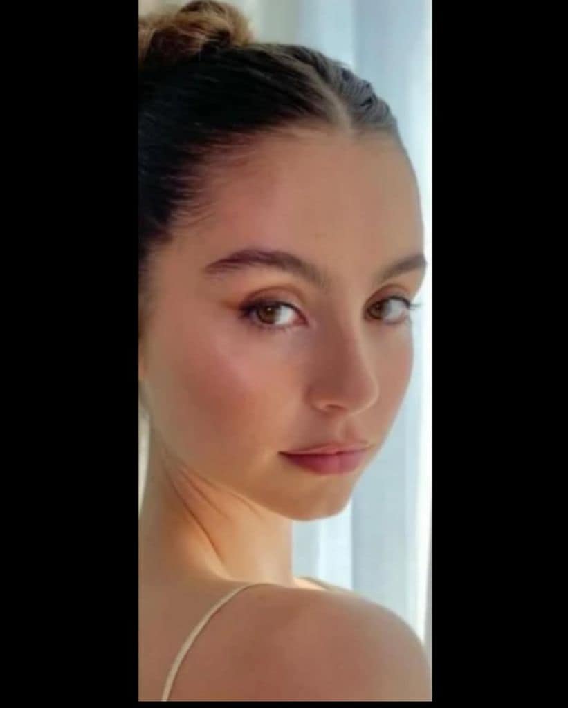 La orgullosa mamá Catherine compartió una nueva foto de Carys Douglas para conmemorar su día especial