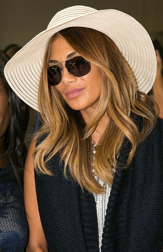 celebrities_con_sombreros_nicole_scherzinger_1