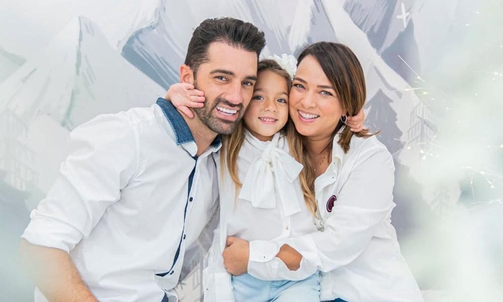Adamari López, Toni Costa y Alaïa