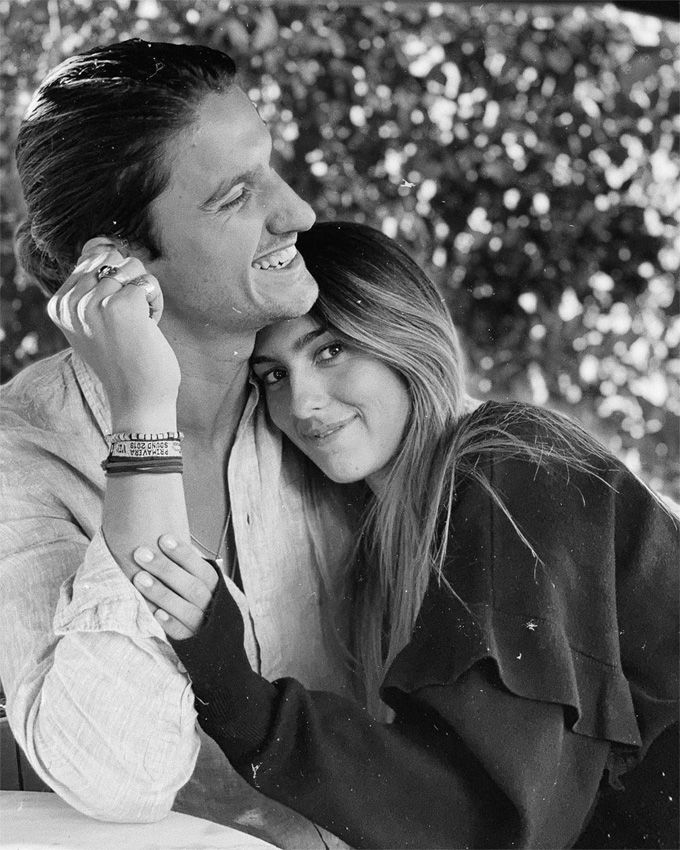Anna Ferrer con su novio