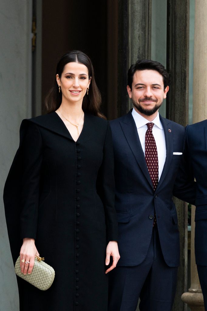 La princesa Rawja de Jordania y su marido, Hussein, en una visita oficial a Francia.