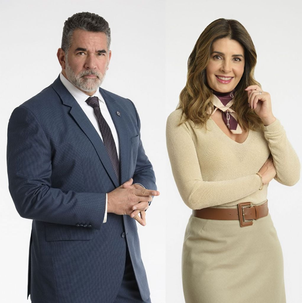 Mayrín Villanueva y Eduardo Santamarina en 'Juegos de amor y poder'.