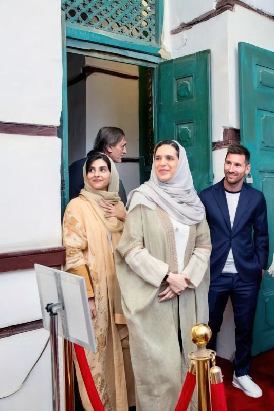 Leo Messi y la princesa Haifa de Arabia Saudita