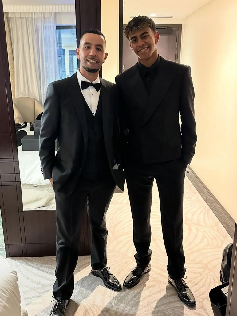 Lamine Yamal y su padre