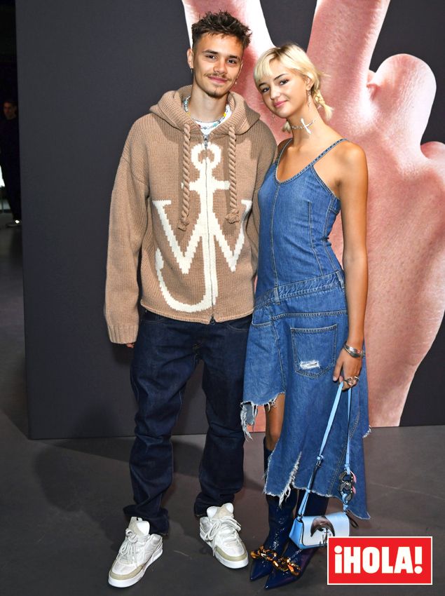 Mia Regan y Romeo Beckham Londres